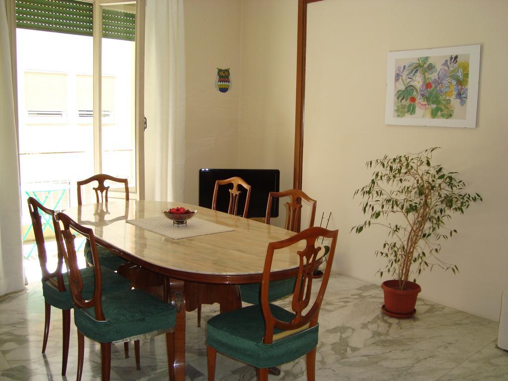 Villa Sciarra Rome Room photo